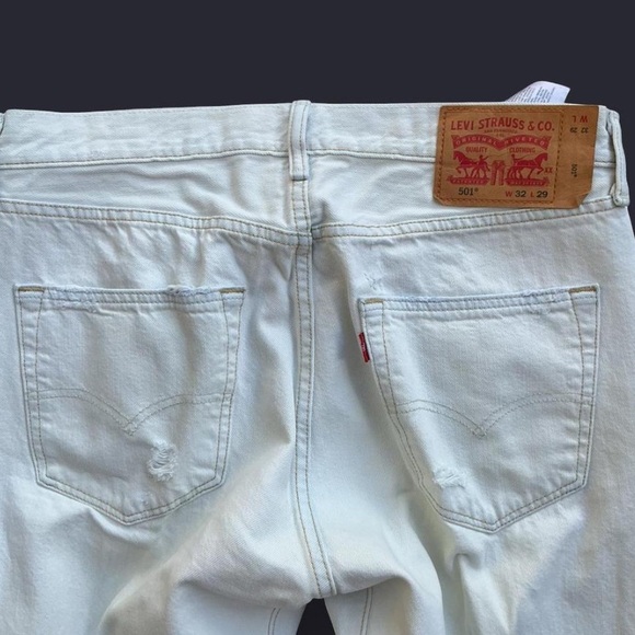 Levi’s 501 White Straight Fit Distressed Men's Jeans - Picture 4 of 7